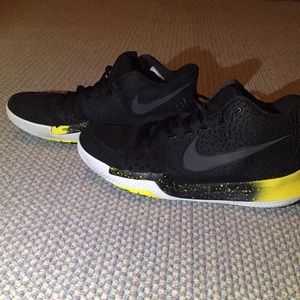 Nike kyrie 3